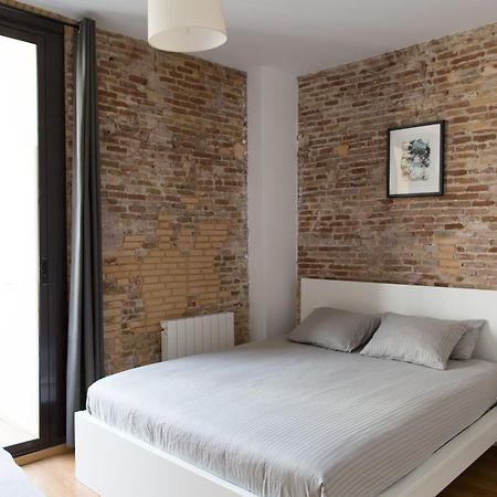 Central Apartment Барселона Екстериор снимка