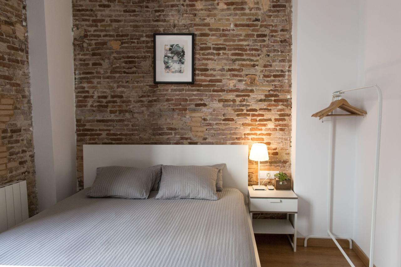 Central Apartment Барселона Екстериор снимка